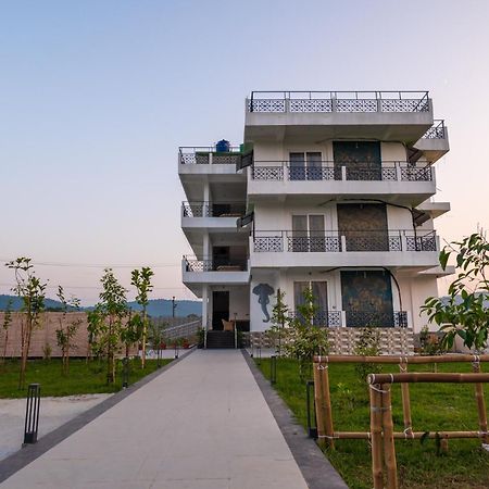 The Kaziranga Address Otel Dış mekan fotoğraf