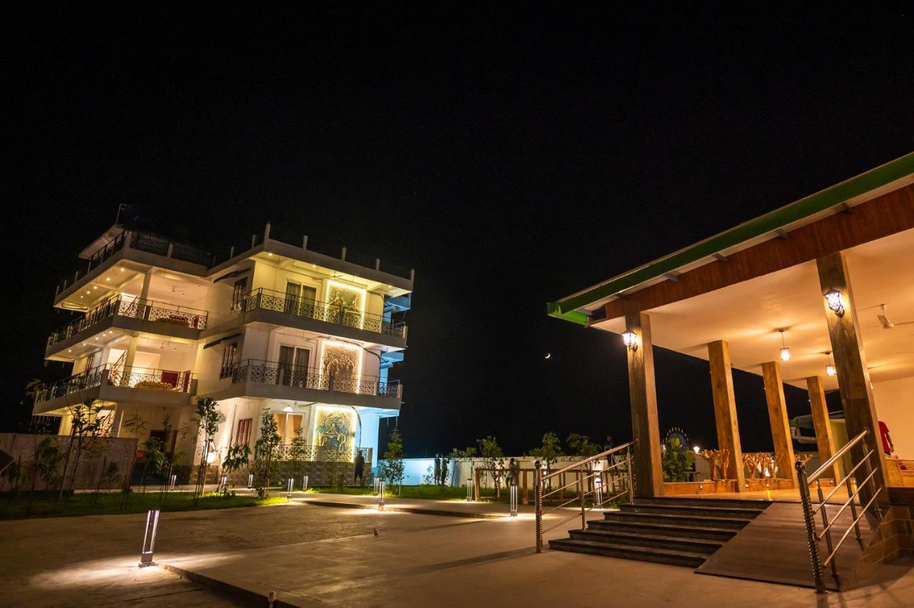 The Kaziranga Address Otel Dış mekan fotoğraf