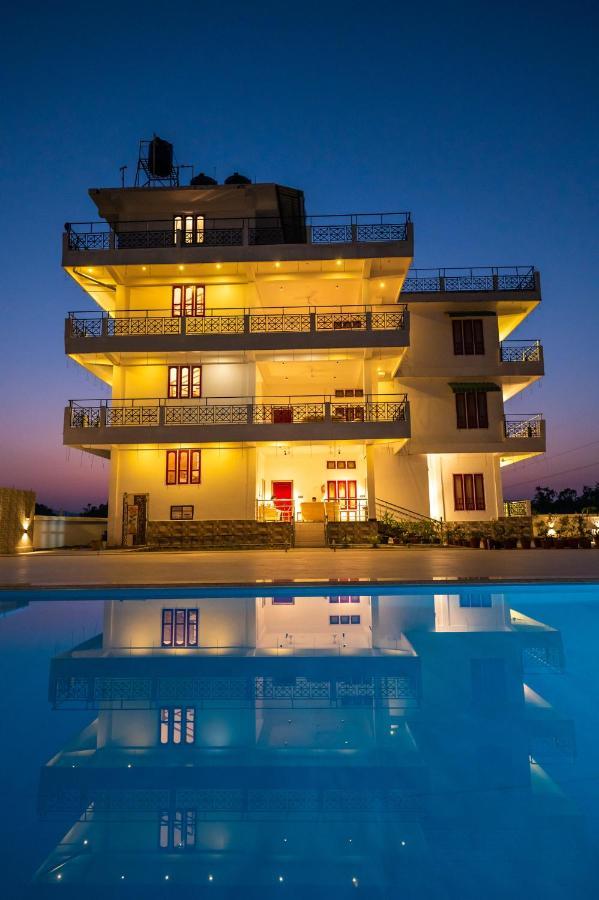The Kaziranga Address Otel Dış mekan fotoğraf