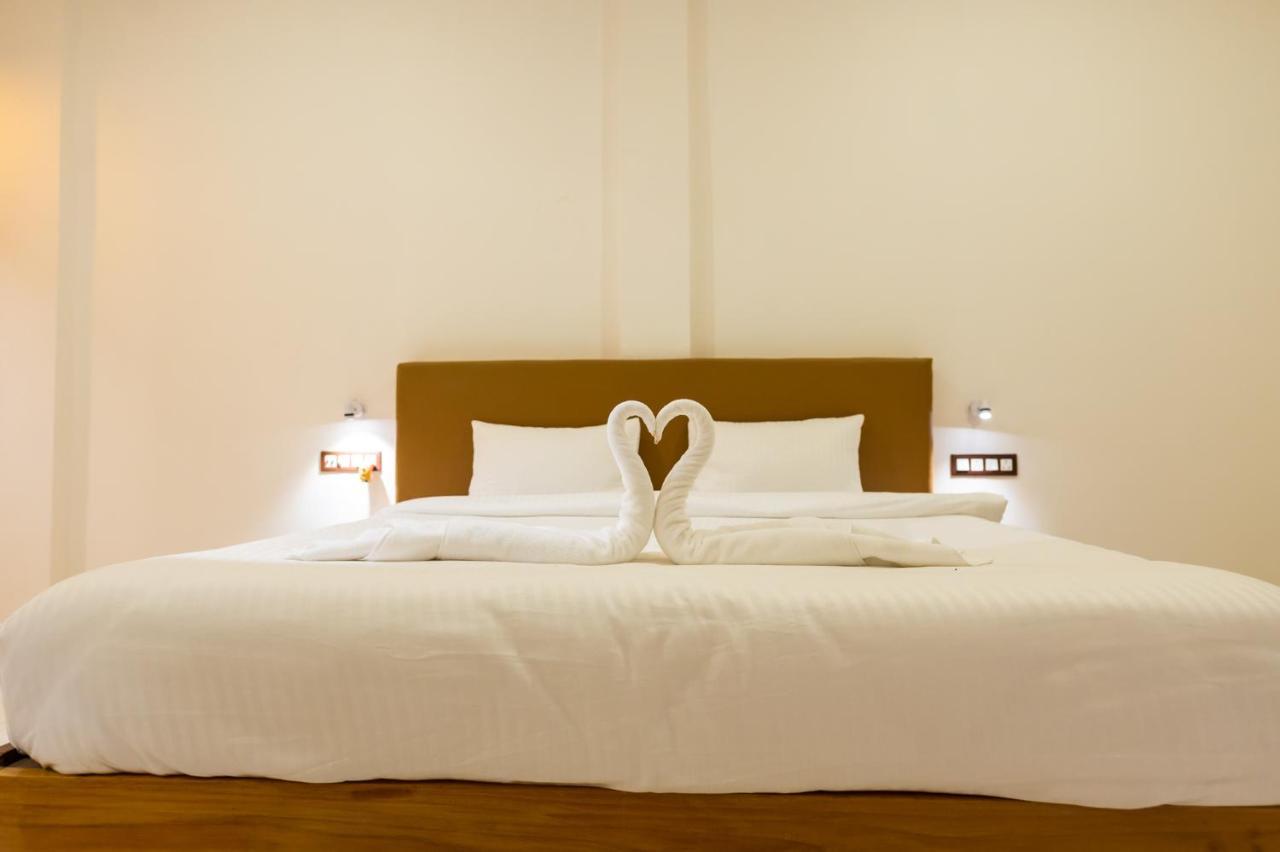 The Kaziranga Address Otel Dış mekan fotoğraf