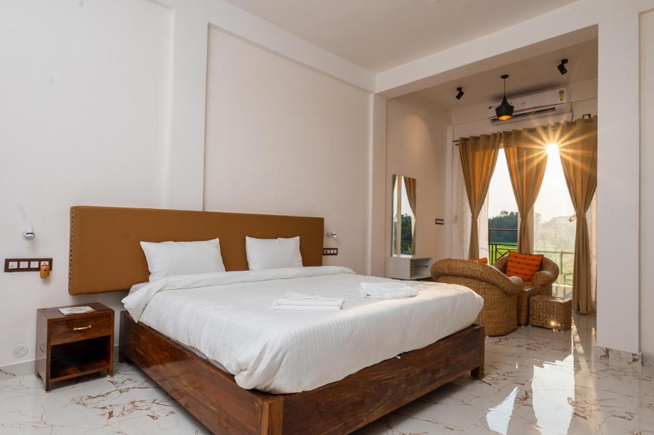 The Kaziranga Address Otel Dış mekan fotoğraf