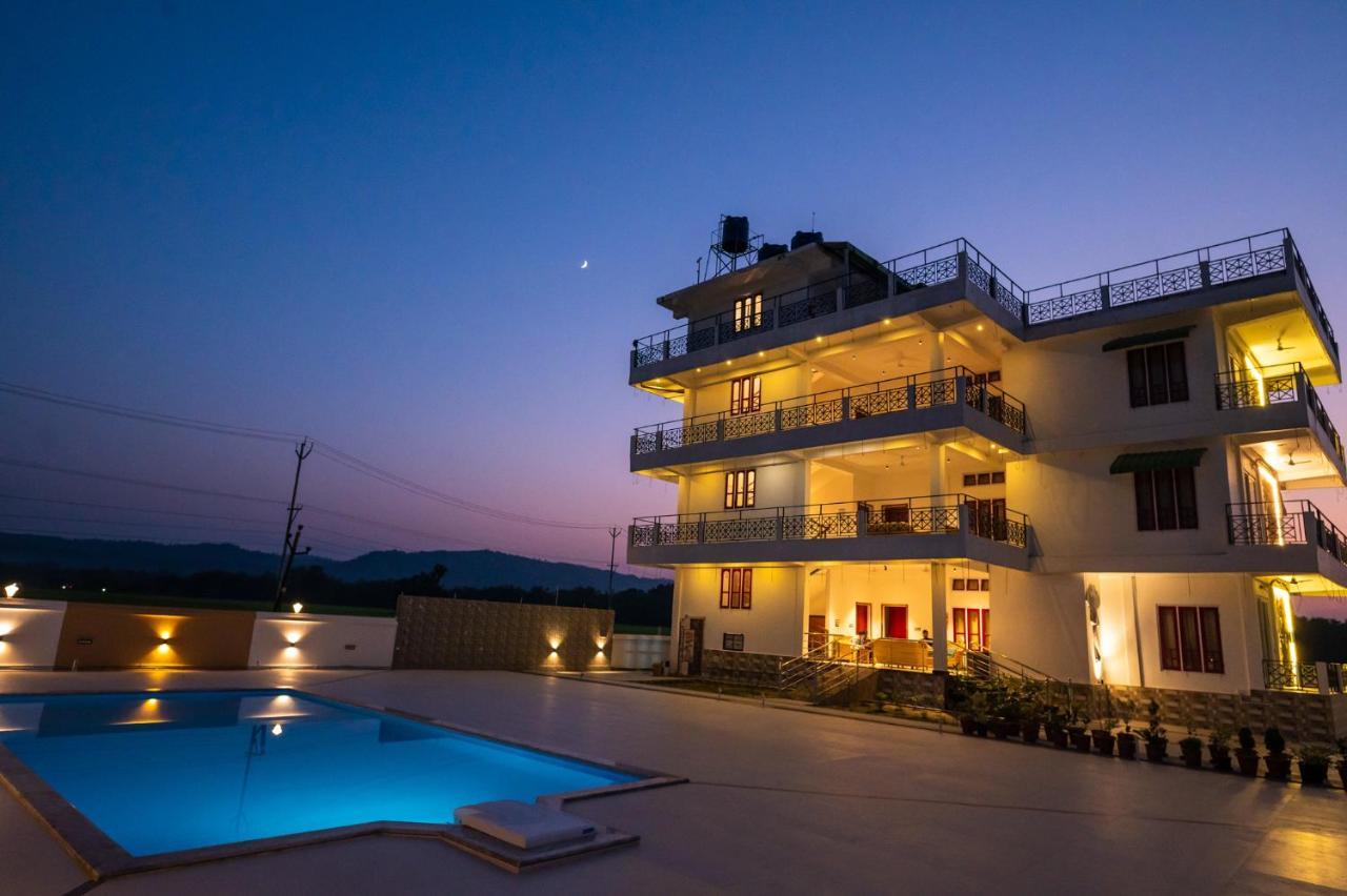 The Kaziranga Address Otel Dış mekan fotoğraf