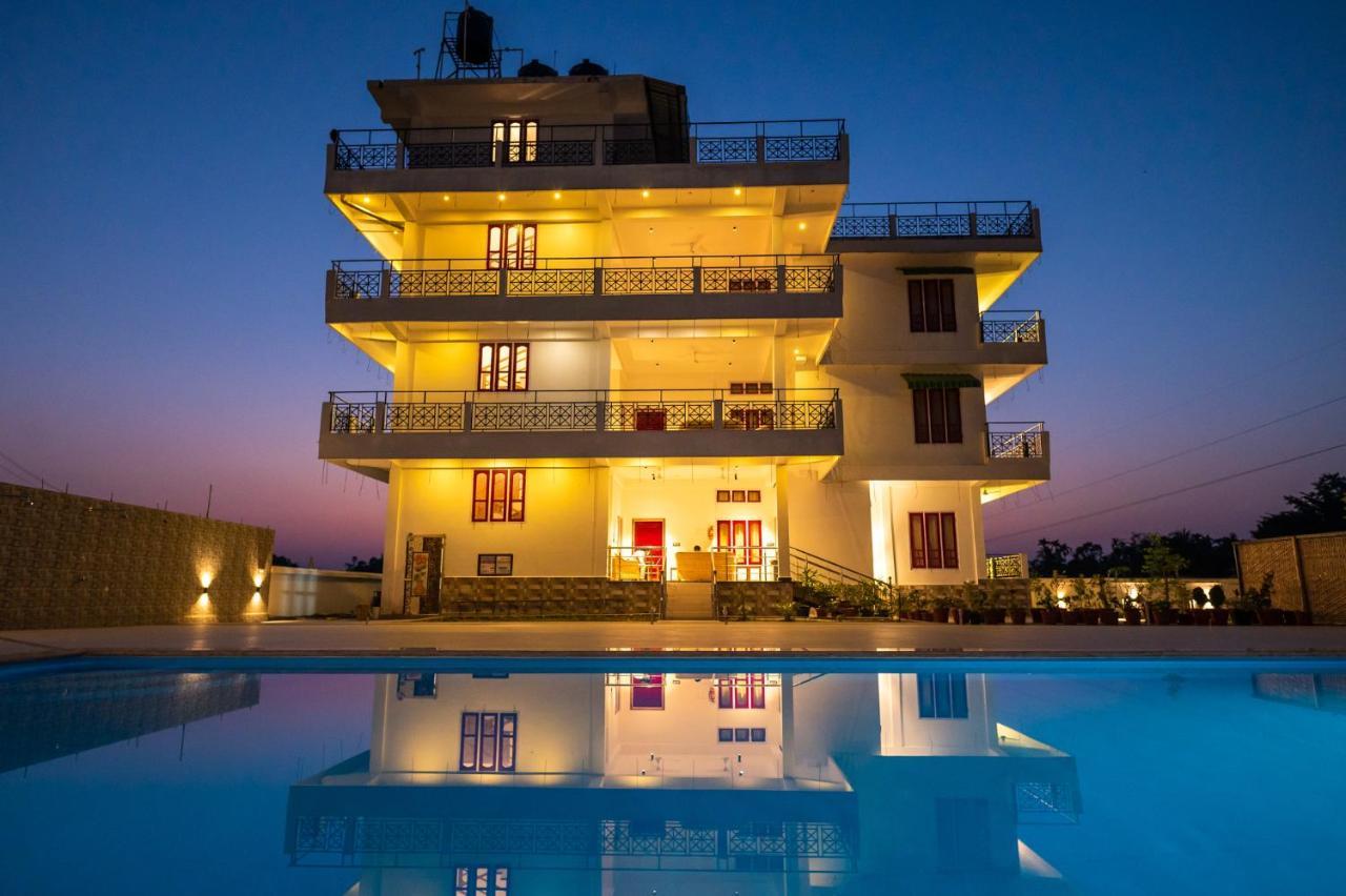 The Kaziranga Address Otel Dış mekan fotoğraf