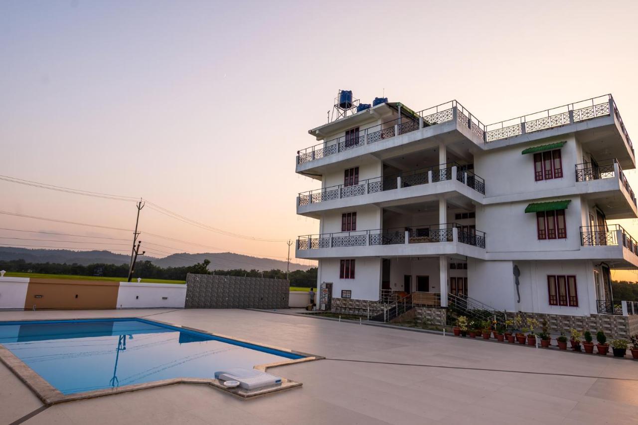 The Kaziranga Address Otel Dış mekan fotoğraf