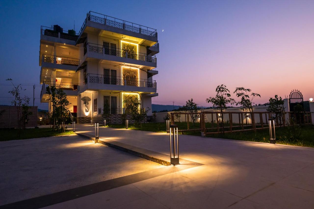 The Kaziranga Address Otel Dış mekan fotoğraf